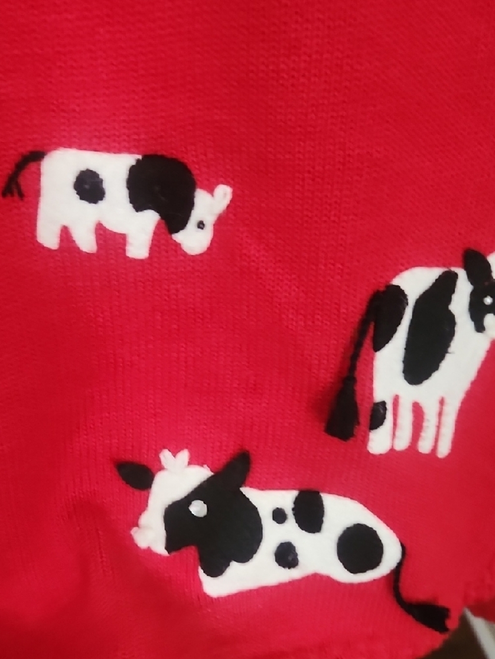 Michael Simon Red Knit Label Detail - Picture 7 of 8